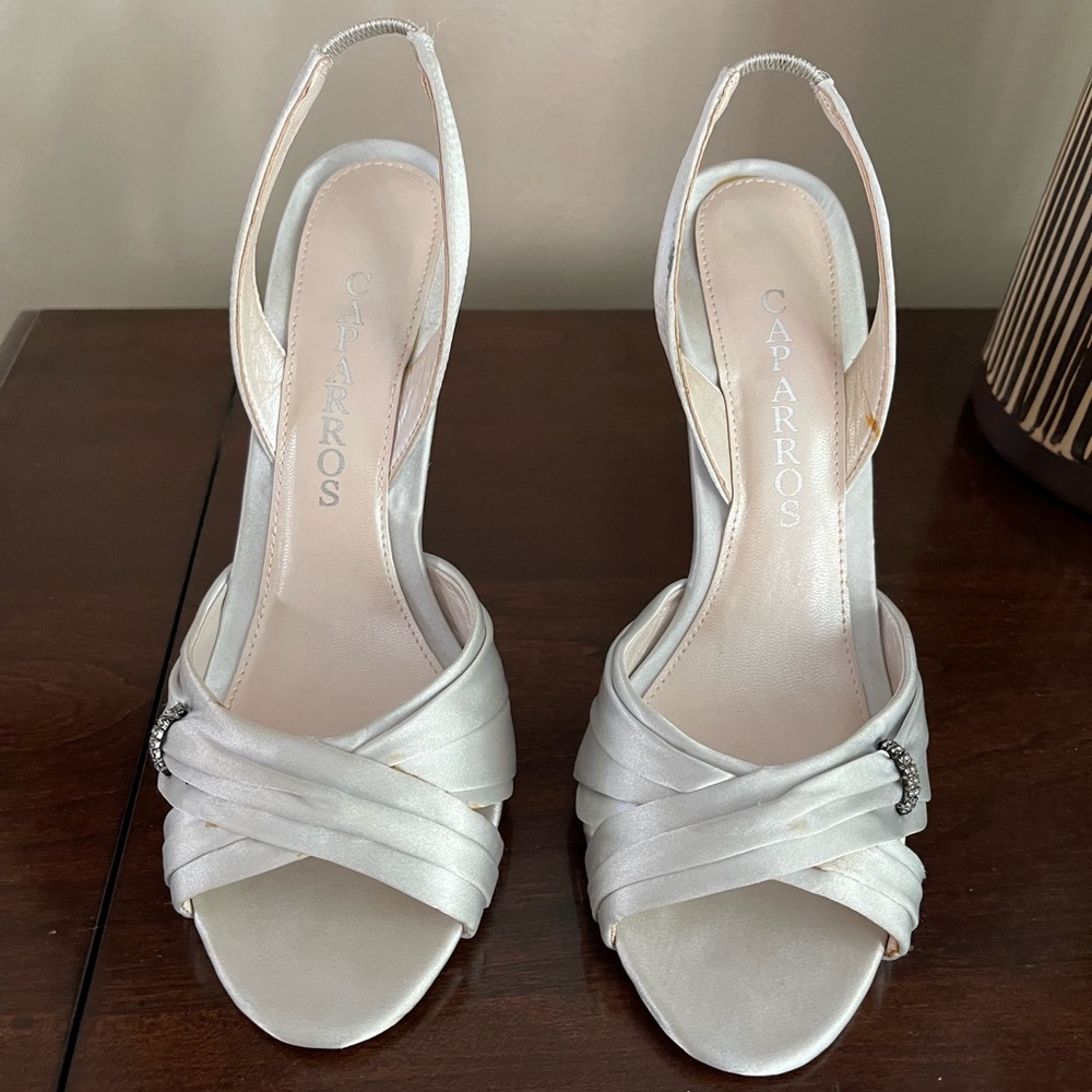 Caparros Womens Sandals Satin Silver Slingback Open Toe Size 7B